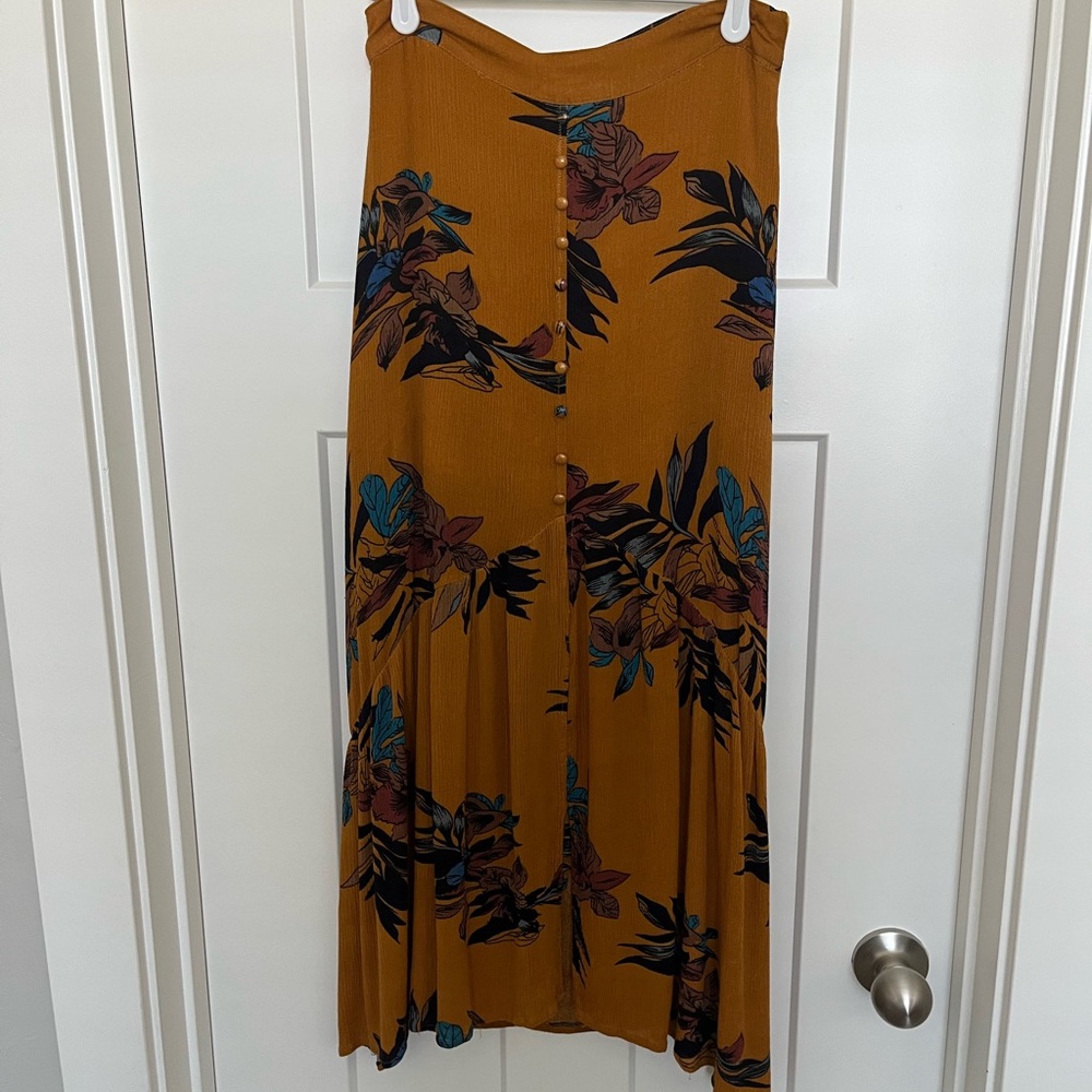 Floral midi skirt